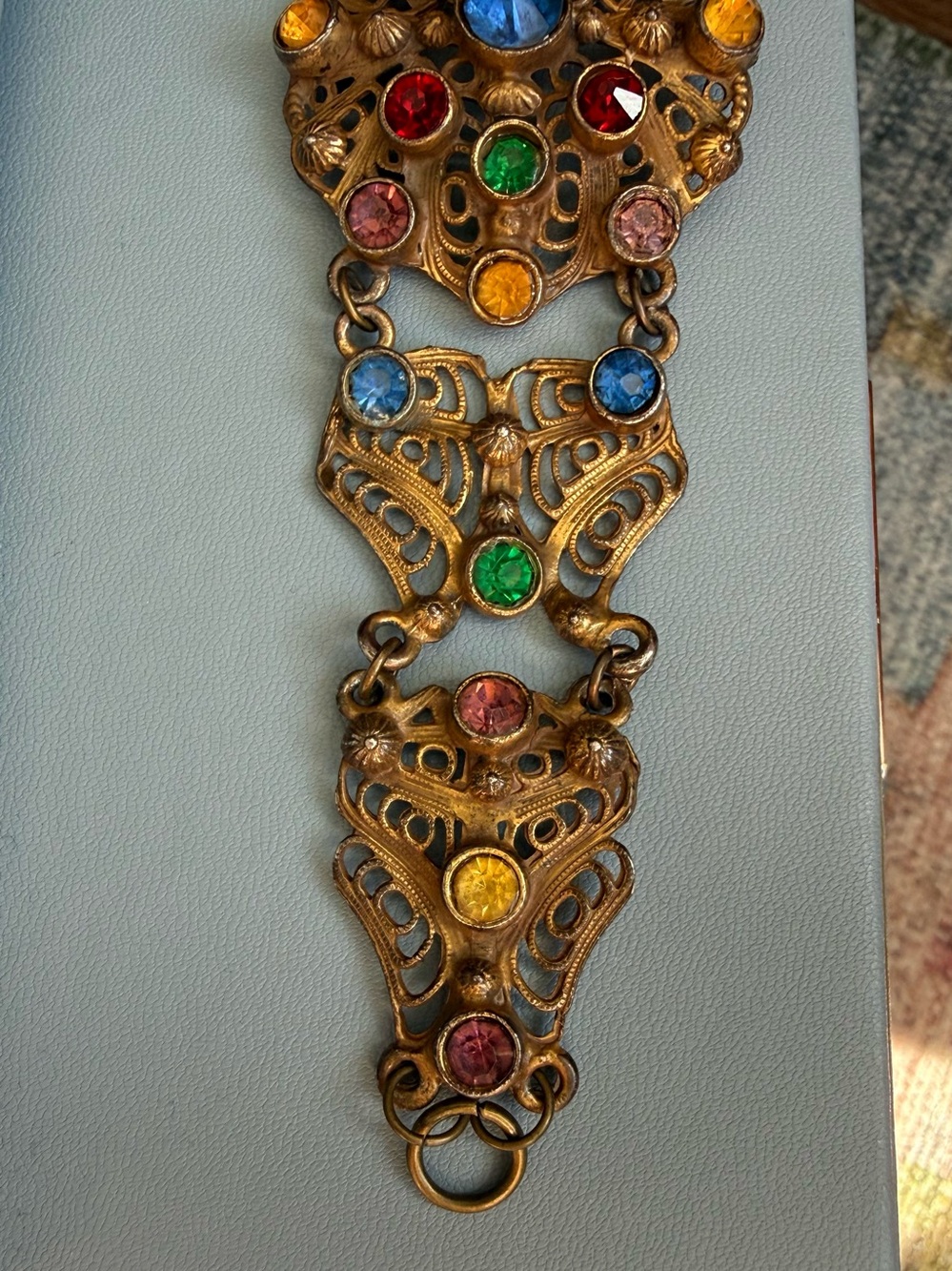 1930s Art Deco Czech Rainbow Glass Filigree Bracelet - Picture 9 of 12